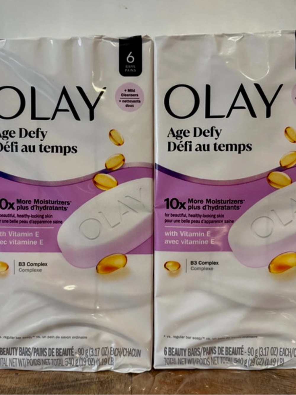 OLAY Age Defy Beauty Bars - White & Purple Accents